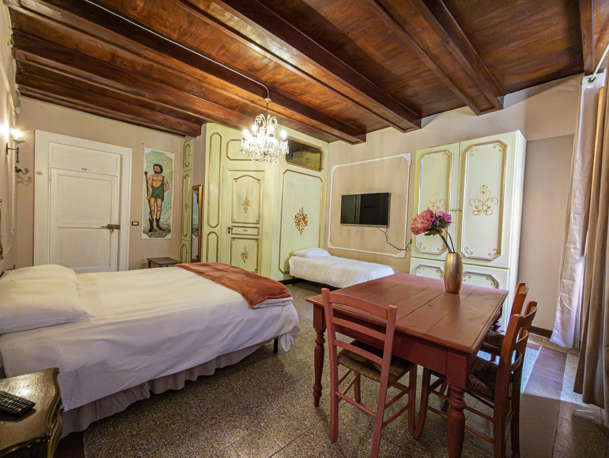 Menhir Rooms Campobasso Ngoại thất bức ảnh